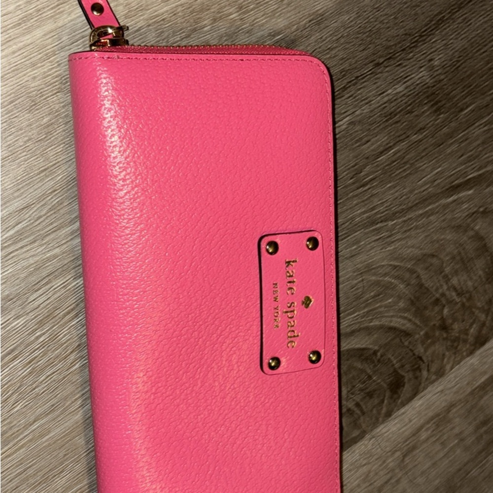 Kate Spade Vibrant Pink Wallet